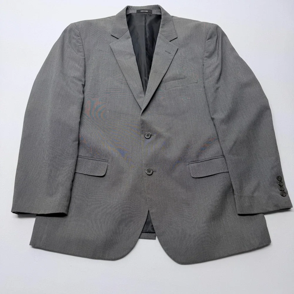 Van Heusen Mens 44R Grey Suit Jacket Blazer Two Button Textured Suit Separates